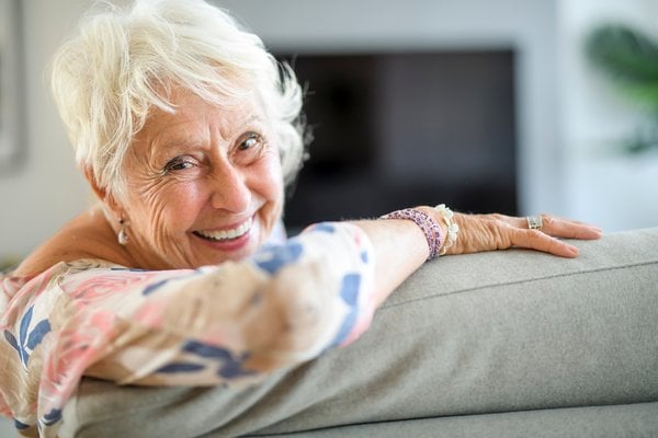 What to Bring When Moving to Assisted Living: A Complete Checklist